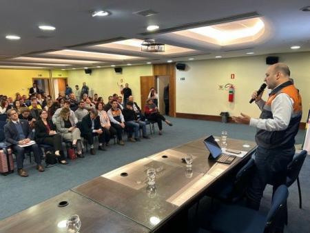 ✔Defesa Civil de Coqueiro Baixo participa de encontro em Porto Alegre