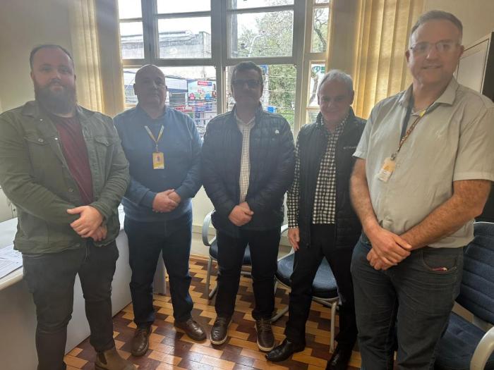 ➡ADMINISTRAÇÃO MUNICIPAL BUSCA PARCERIA COM OS CORREIOS PARA MELHORAR ATENDIMENTO EM COQUEIRO BAIXO